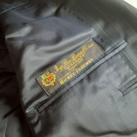 Hicky Freeman Lora Piana made in the USA black gray stripe 2 button sport coat - Picture 4 of 13